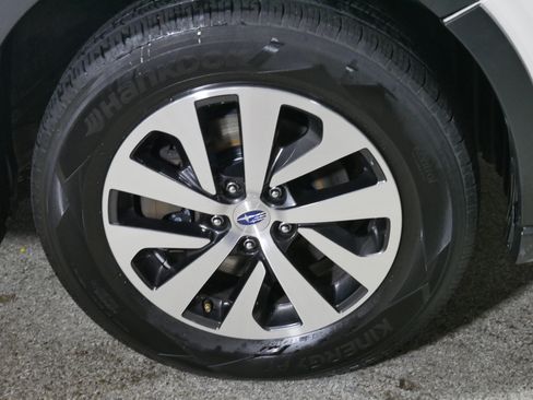 Used 2022 Subaru Outback Premium AWD/4WD image 15