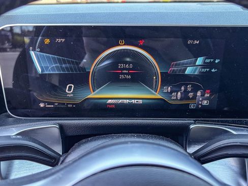 Used 2021 Mercedes-Benz GLB 35 AMG 4MATIC image 10