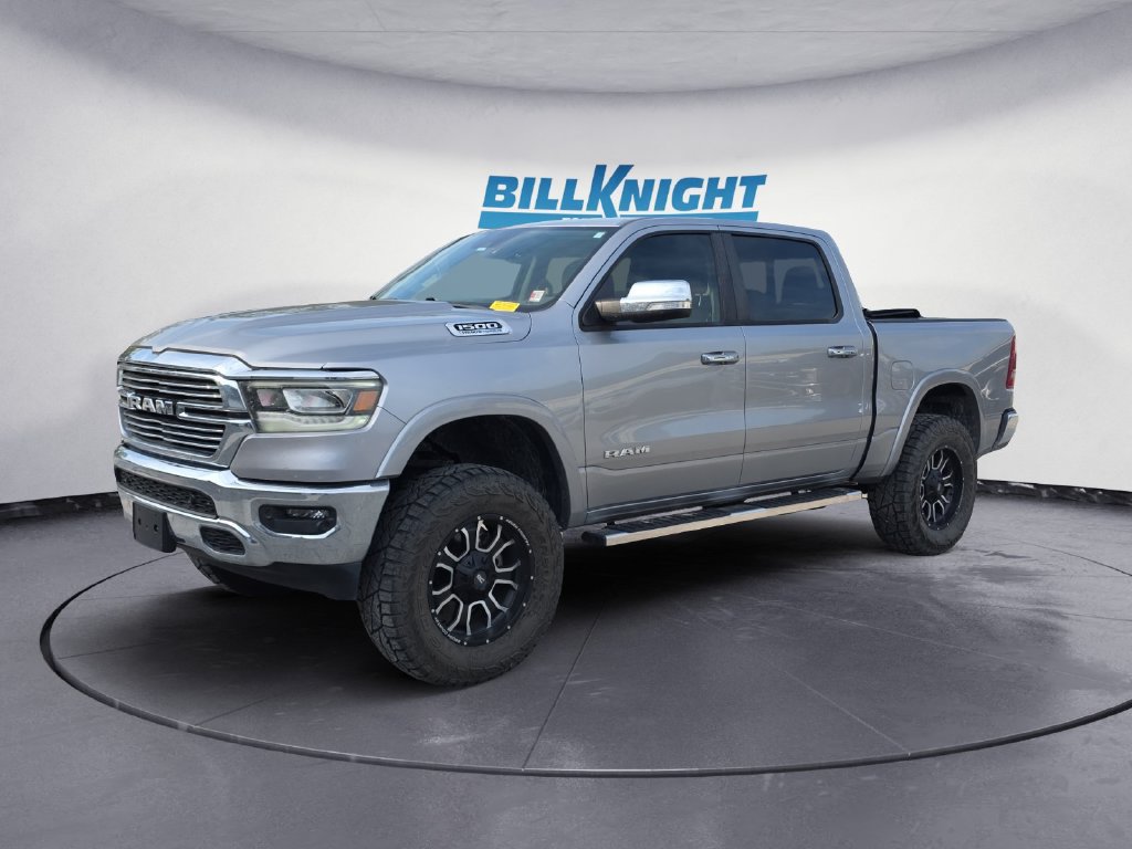 Used 2022 RAM 1500 Laramie AWD/4WD image 1