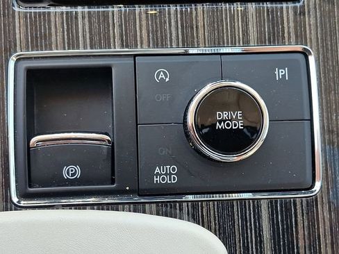 Certified 2024 Lincoln Navigator L Black Label AWD/4WD image 25