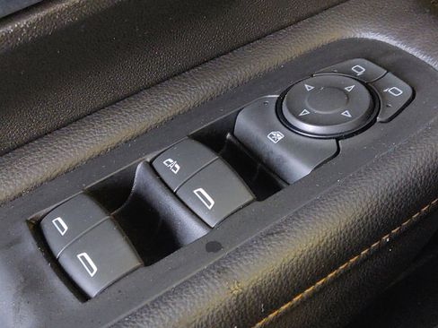 Used 2019 GMC Terrain SLT FWD image 27