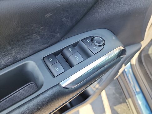 New 2026 Chevrolet Traverse LT image 17