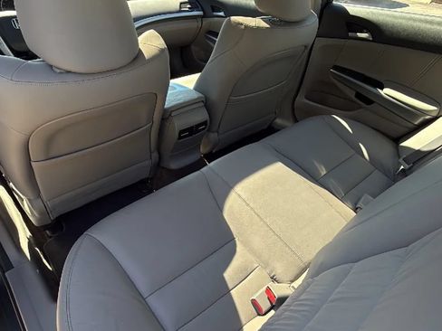 Used 2010 Honda Accord EX-L image 27