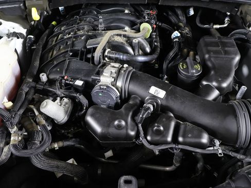 Used 2022 Jeep Grand Cherokee L Limited image 21