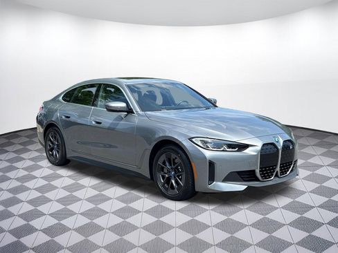 Used 2023 BMW i4 eDrive35 w/ Premium Package RWD image 7
