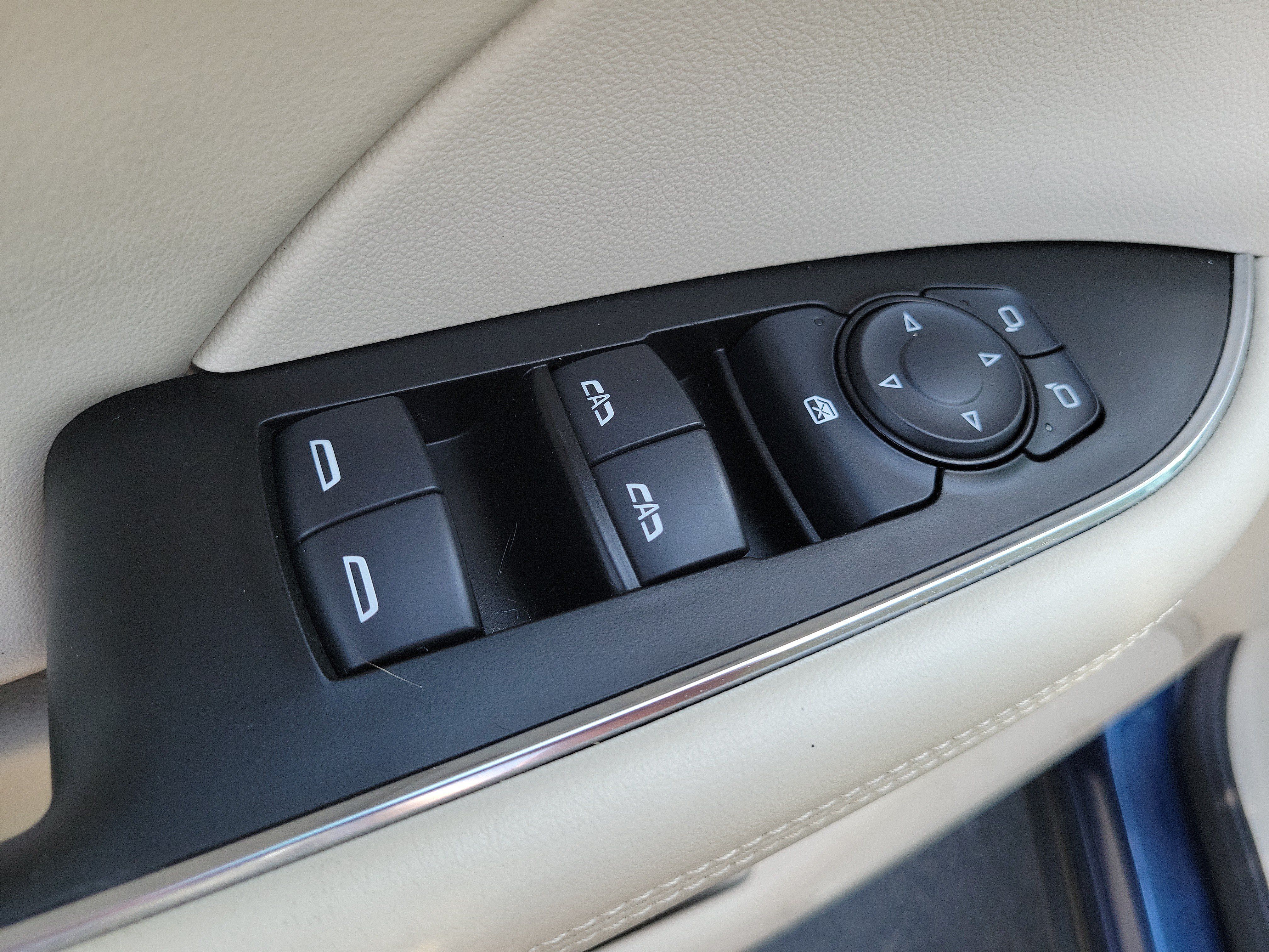 Used 2023 Buick Envision Preferred FWD image 20
