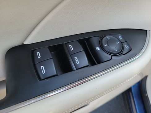 Used 2023 Buick Envision Preferred FWD image 20
