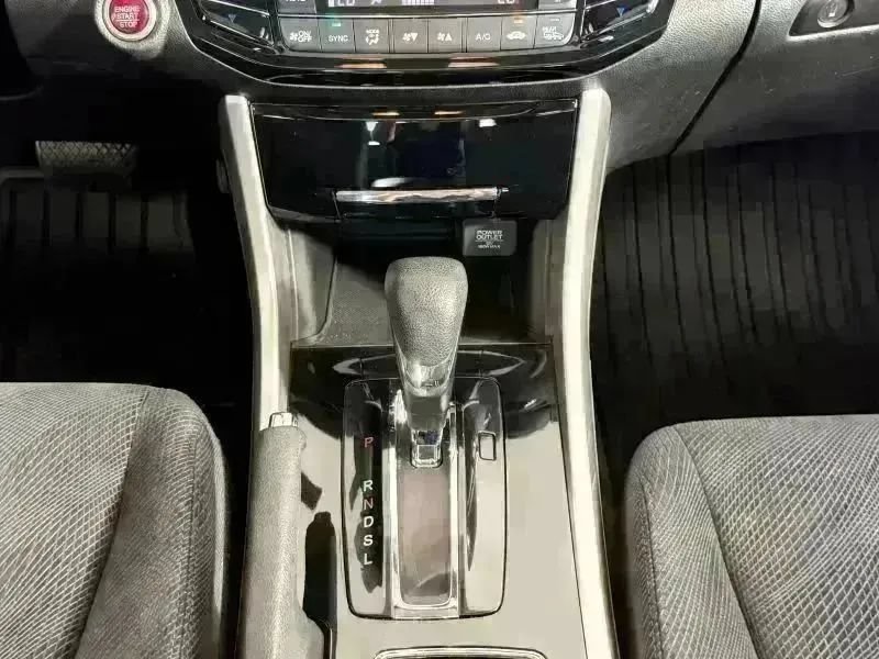 Used 2017 Honda Accord EX image 23