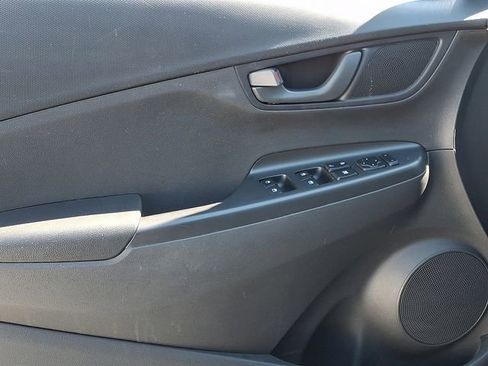 Used 2023 Hyundai Kona SEL AWD/4WD image 14
