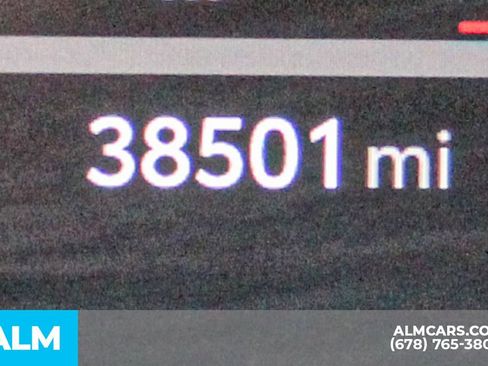 Used 2023 Toyota Highlander Limited image 43