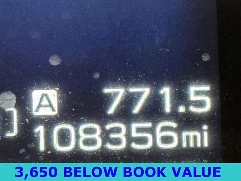 Used 2022 Subaru Forester Base image 22