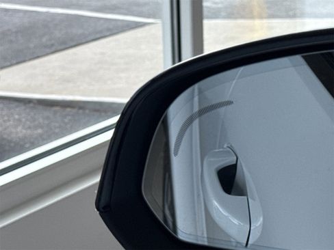 New 2026 Volvo XC40 B5 Plus w/ Protection Package Premier image 17