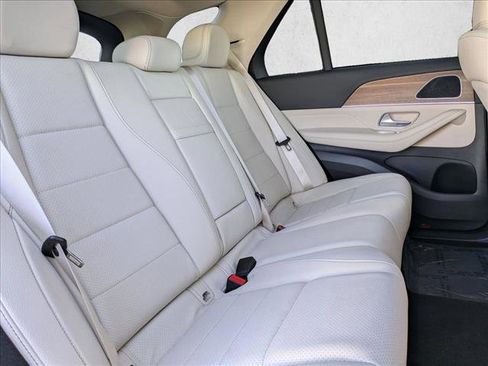 Certified 2025 Mercedes-Benz GLE 350 4MATIC image 23
