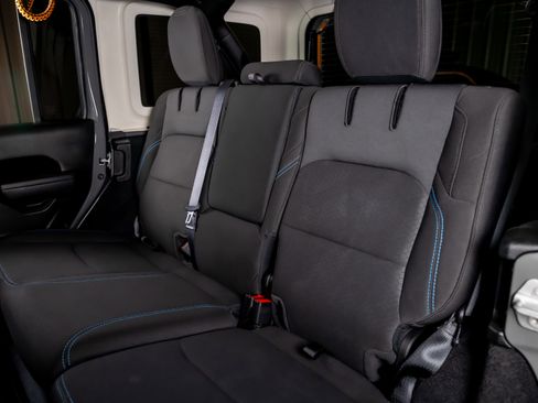 Used 2022 Jeep Wrangler Unlimited Rubicon 4xe w/ Cold Weather Group image 23