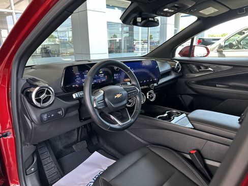 Certified 2024 Chevrolet Blazer EV LT AWD/4WD image 10