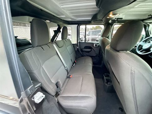 Used 2021 Jeep Wrangler Unlimited Sport S image 30