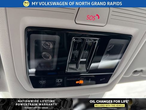 New 2025 Volkswagen Tiguan SE image 13