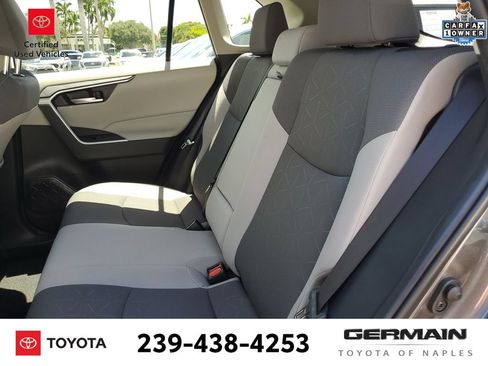 Used 2025 Toyota RAV4 XLE w/ Convenience Package FWD image 21