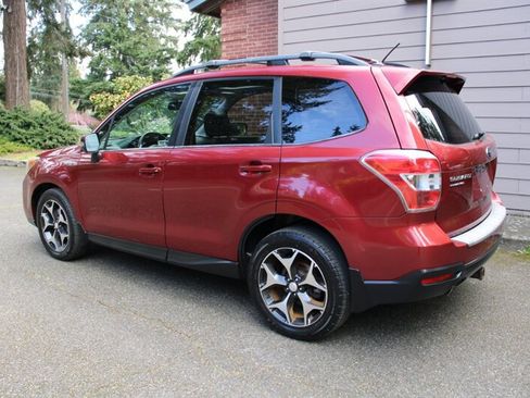 Used 2014 Subaru Forester 2.0XT Touring AWD/4WD image 4