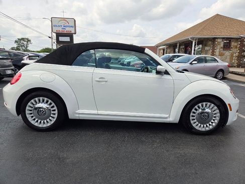 Used 2013 Volkswagen Beetle 2.5 FWD image 6