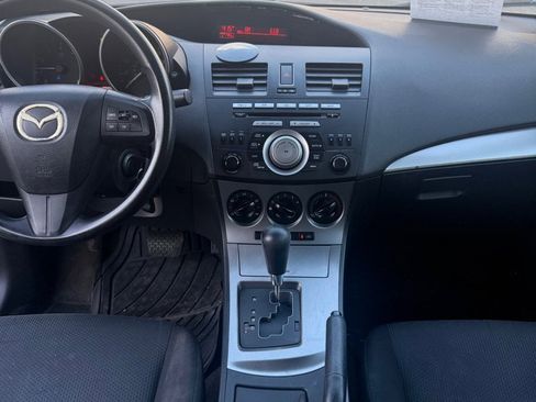 Used 2011 MAZDA MAZDA3 i Touring image 31