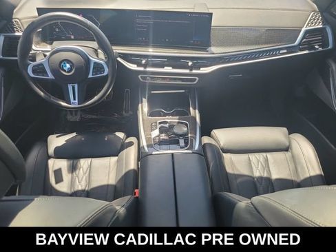 Used 2024 BMW X7 M60i AWD/4WD image 13
