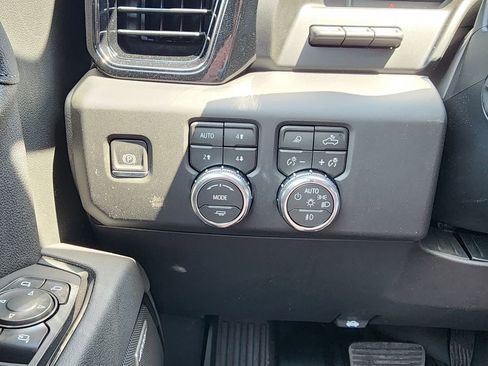 New 2026 GMC Sierra 1500 AT4 w/ AT4 Premium Package AWD/4WD image 20