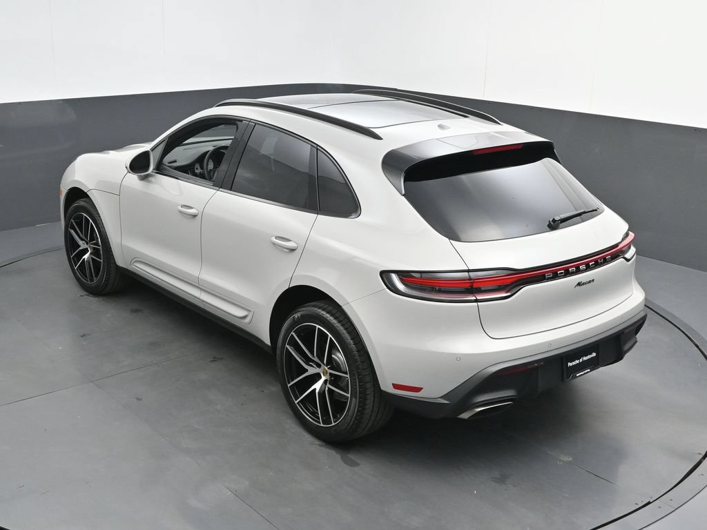 New 2026 Porsche Macan AWD/4WD image 30