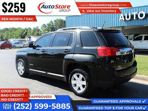 Used 2015 GMC Terrain SLT w/ Open Road Package FWD image 8