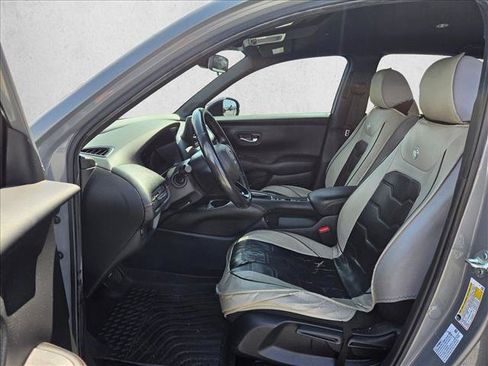 Used 2024 Honda HR-V Sport image 10