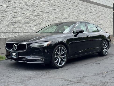 Used 2018 Volvo S90 T5 Momentum w/ Convenience Package AWD/4WD image 1