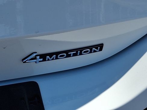 Certified 2026 Volkswagen Tiguan SE AWD/4WD image 31