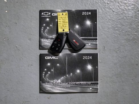 Used 2024 GMC Sierra 3500 Denali Ultimate image 63