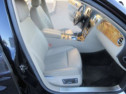 Used 2008 Bentley Flying Spur Flying Spur AWD/4WD image 39