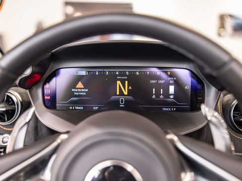 Used 2026 McLaren 750S Spider image 21