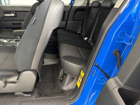 Used 2007 Toyota FJ Cruiser 4WD image 21