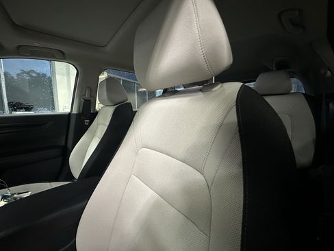 Used 2025 Honda CR-V EX image 10