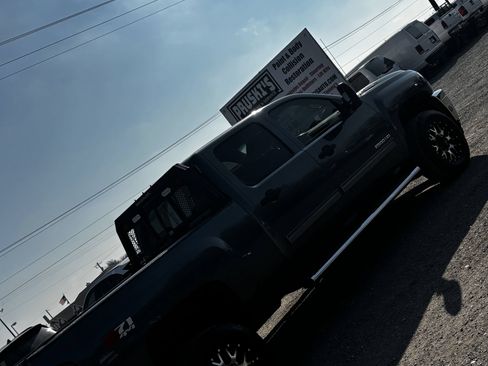 Used 2012 Chevrolet Silverado 2500 LT w/ Convenience Package AWD/4WD image 13