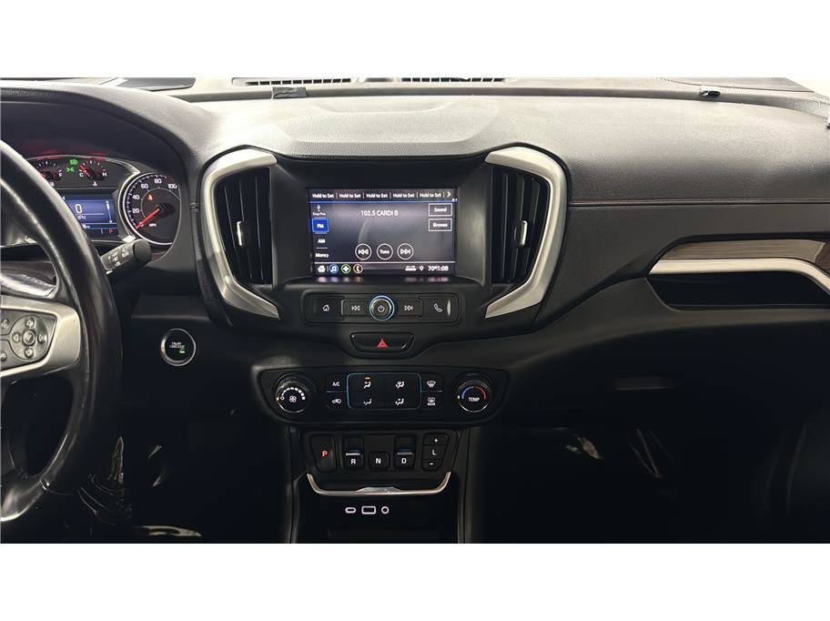 Used 2020 GMC Terrain SLE FWD image 23