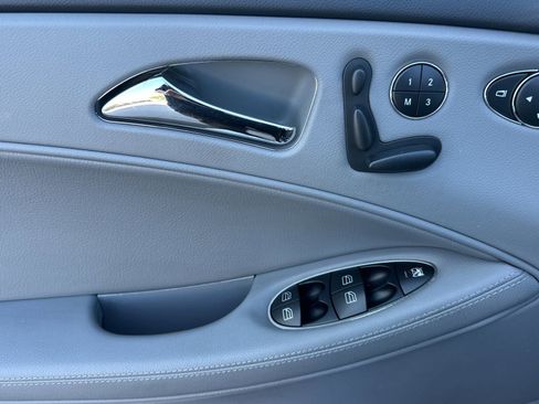 Used 2006 Mercedes-Benz CLS 500 image 11