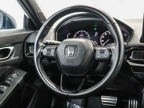 Used 2023 Honda Civic Sport image 15