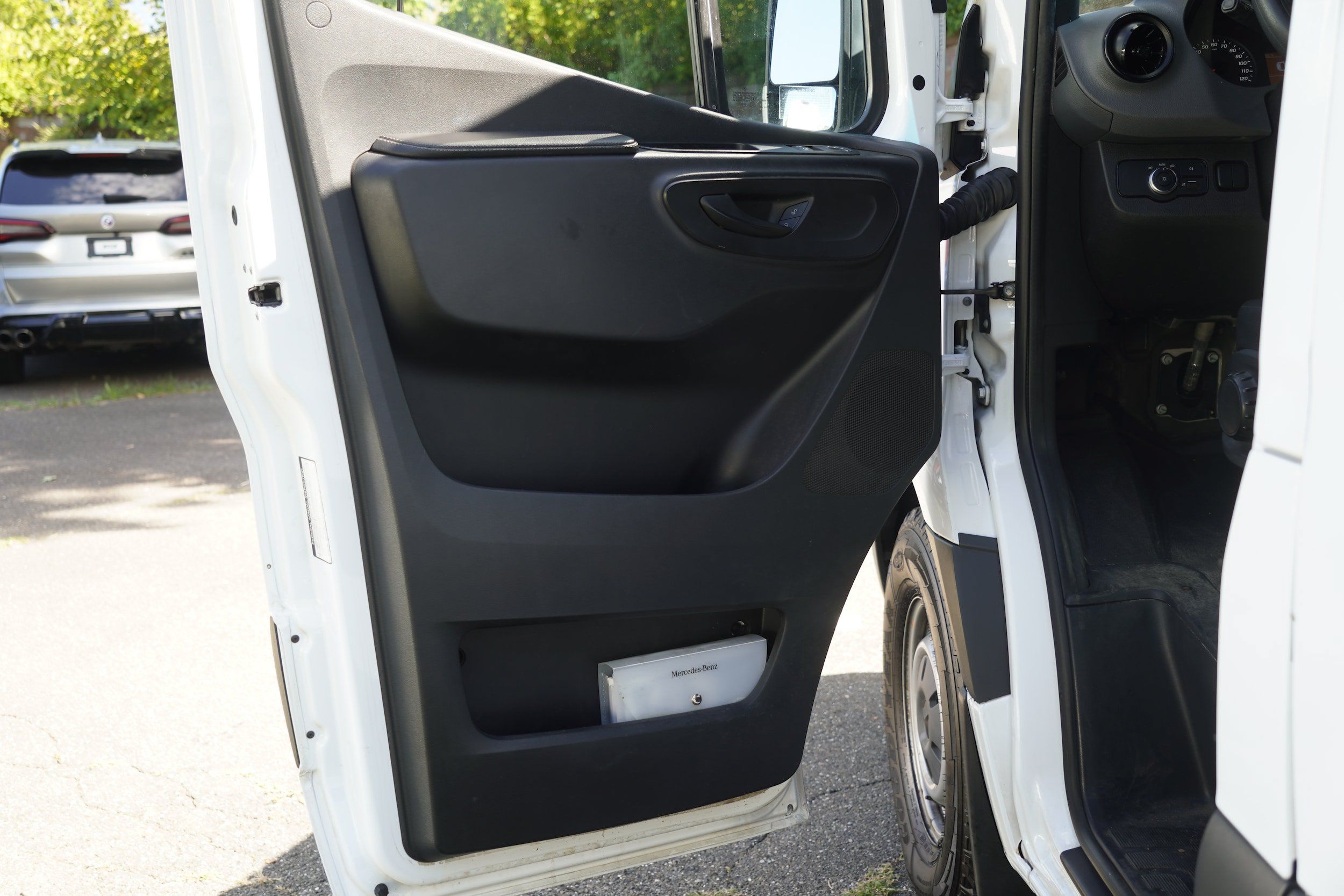 Used 2021 Mercedes-Benz Sprinter 2500 w/ Driver Convenience Package image 16