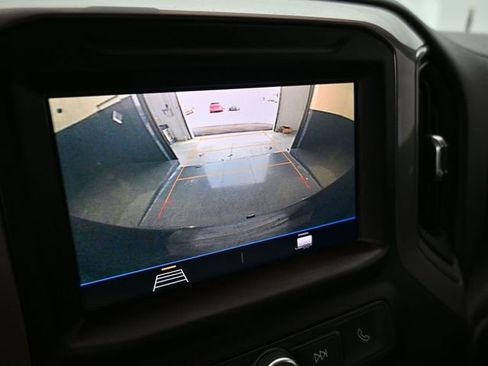 Used 2019 Chevrolet Silverado 1500 Custom w/ Custom Value Package image 32