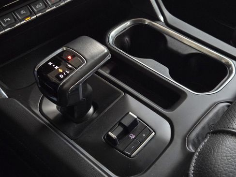 Used 2022 GMC Sierra 1500 Denali AWD/4WD image 24