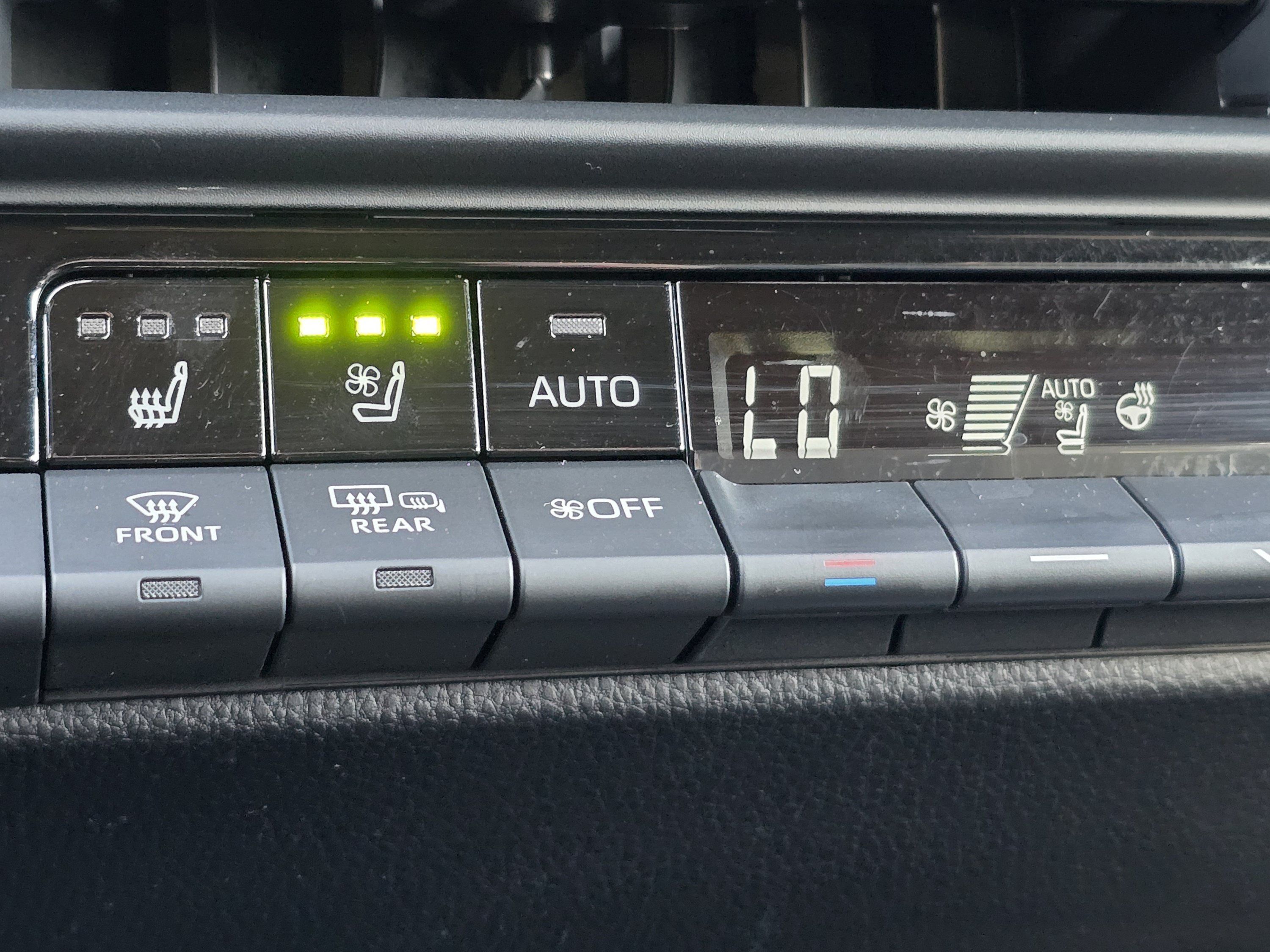 Certified 2026 Toyota Crown AWD/4WD image 12