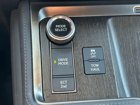 Used 2025 Lexus GX 550 AWD/4WD image 35