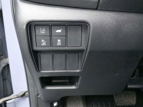 Used 2020 Honda CR-V Touring image 10