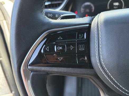 Used 2021 Jeep Grand Cherokee L Overland w/ Luxury Tech Group IV image 14