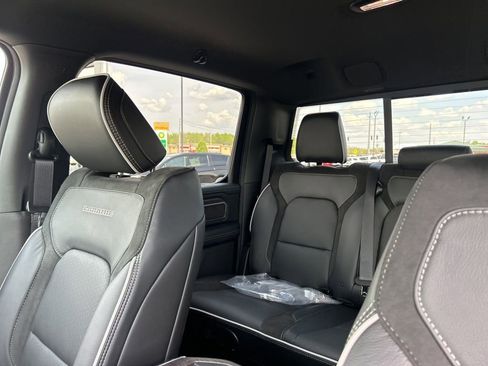 New 2026 RAM 1500 Laramie AWD/4WD image 13