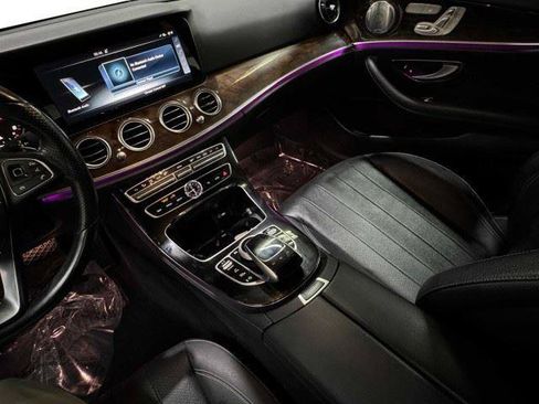 Used 2017 Mercedes-Benz E 400 4MATIC Wagon image 43